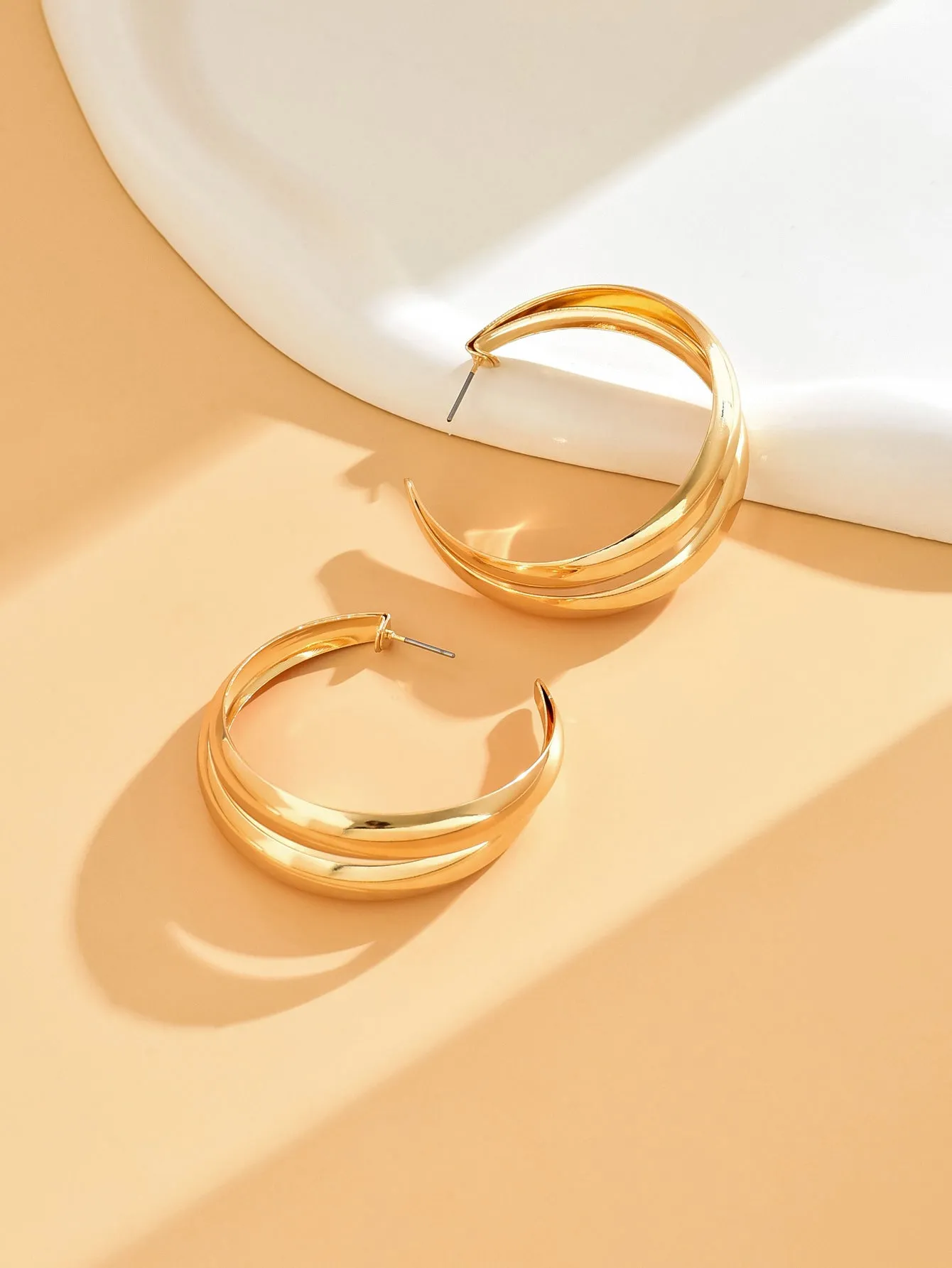 1 Pair Elegant Lady Solid Color Alloy Hoop Earrings