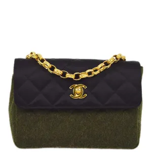 Chanel 1989-1991 Black Green Satin Felt Straight Flap Shoulder Bag