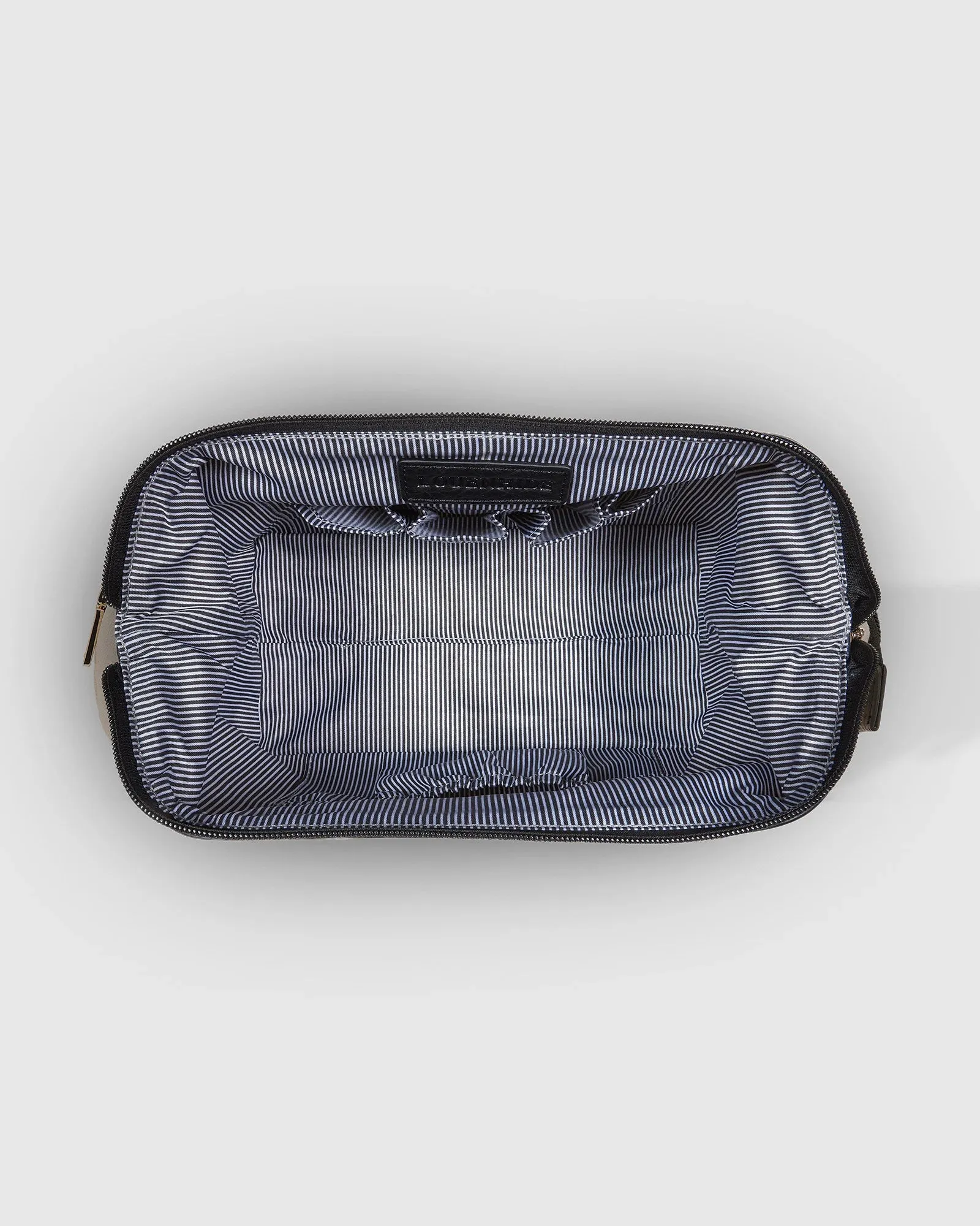 Hansel Makeup Bag in Cream Black