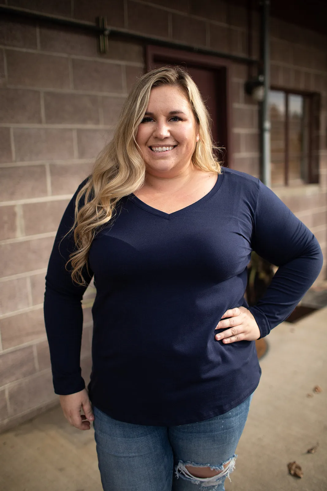 Navy Blue Basic Cotton Vneck Long Sleeve Tee (SM-3X)