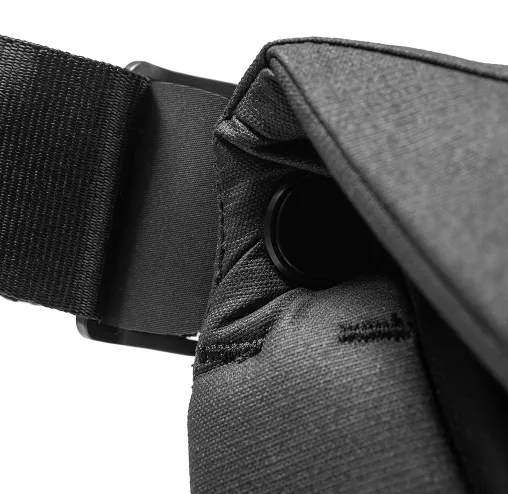 Peak Design Everyday Messenger 13L v2 (預訂貨品，2月25日送出)