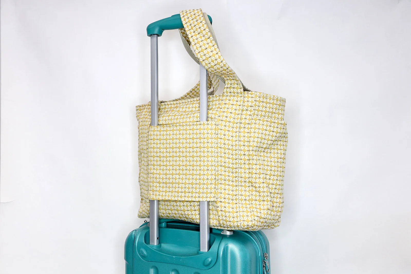 Plumeria Travel Tote